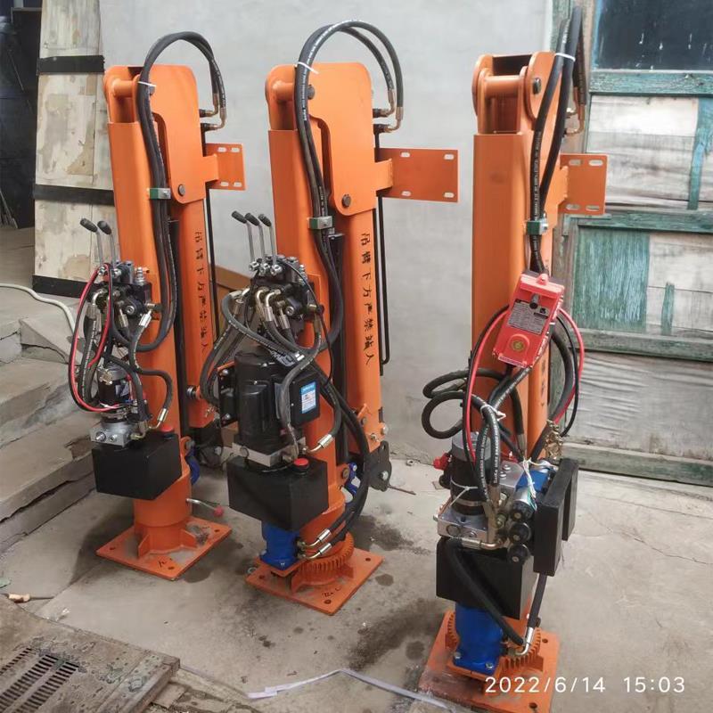 河北省重汽蓝牌随车吊 3.2吨 国六动力强 液压驱动 农用自卸起重机